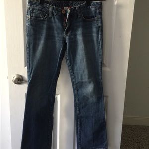 Low Rise Lucky Jeans.  Short Size
